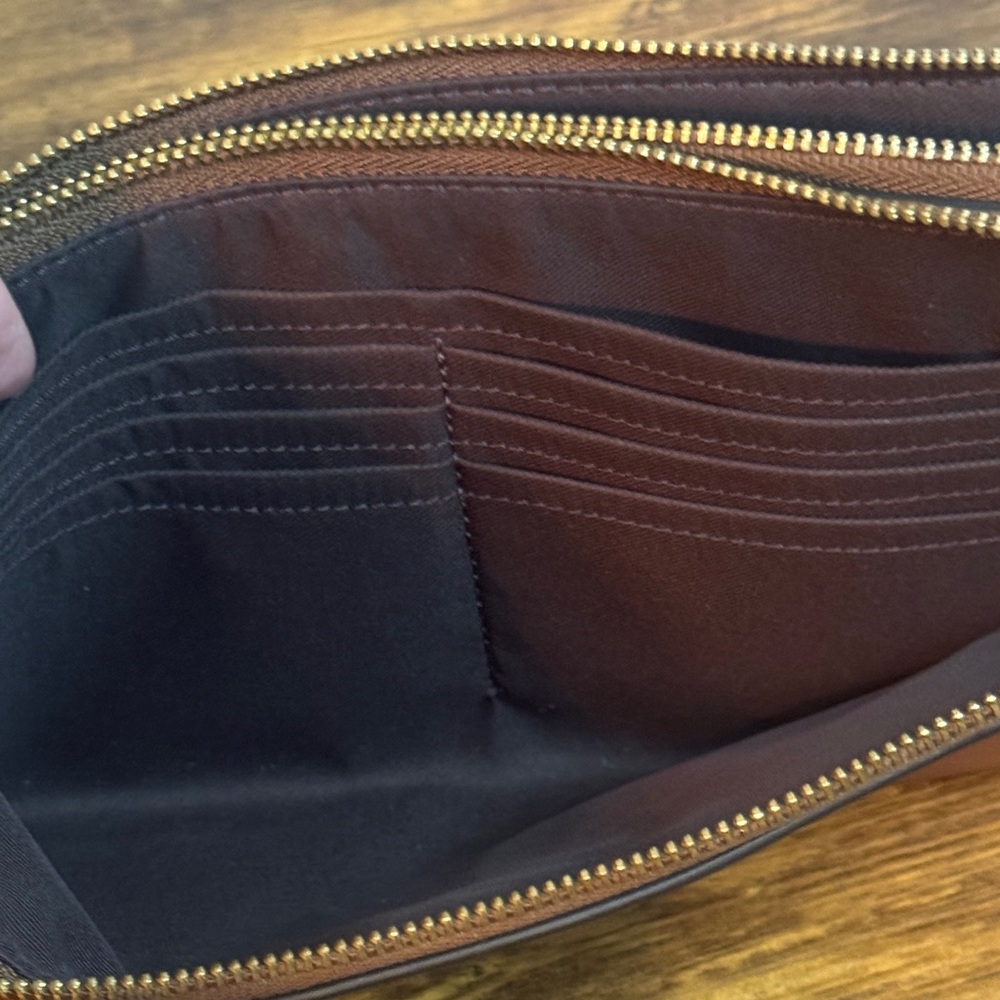 Coach Brown Pebbled Leather Double Zipper Closure Credit Card Wristlet - Wallet - Picture 7 of 8